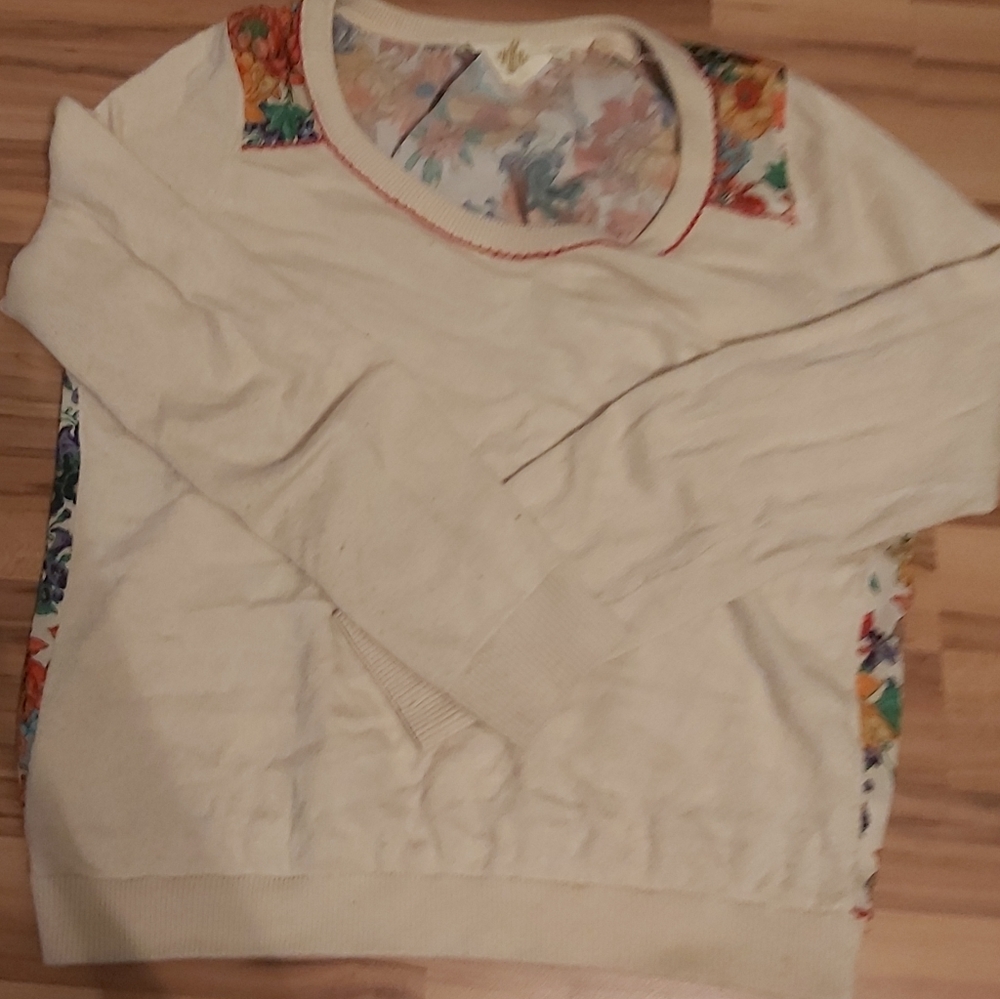 Anthropologie HWR sweater with floral back